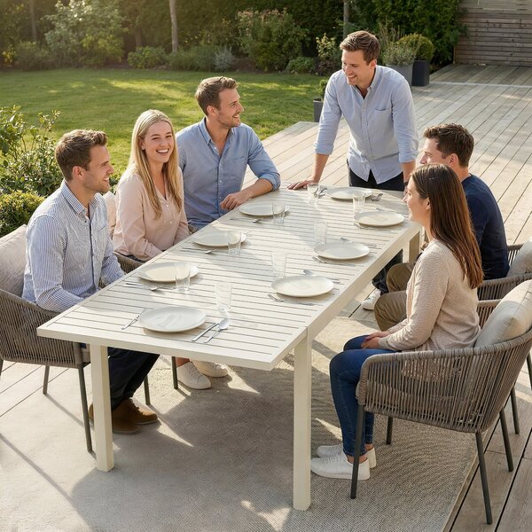 Outsunny rozkládací zahradní jídelní stůl — 150/225 × 85 × 75 cm, hliníková lamelová deska, pro 6–8 osob | Aosom