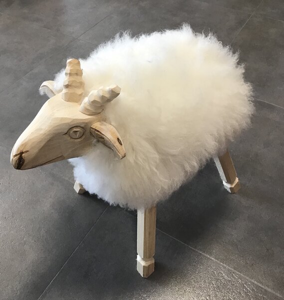 Židle ovce bílá
