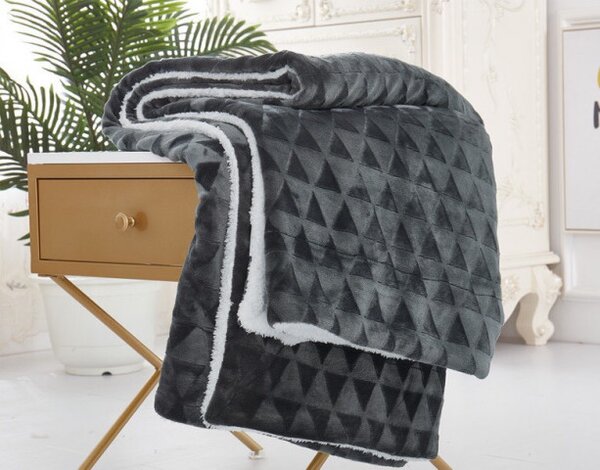 Stanex Beránková deka TRIANGLES tmavě šedá
