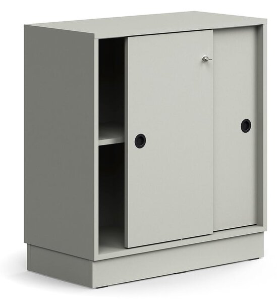 AJ Produkty Skříň s posuvnými dveřmi QBUS, 1 police, sokl, úchytky, 868x800x400 mm, světle šedá