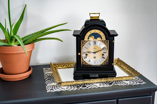 Stolní mechanické hodiny 22864-740340 Hermle 30cm