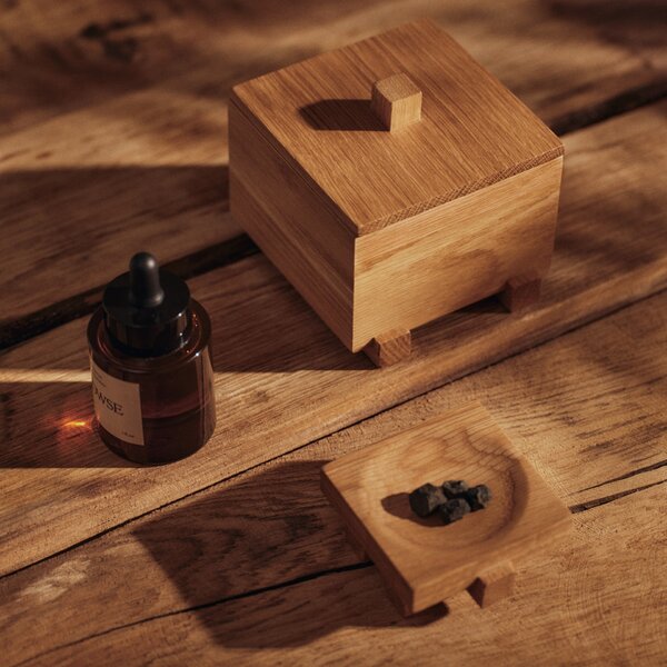 Dřevěný box s víkem Moku Natural Oak