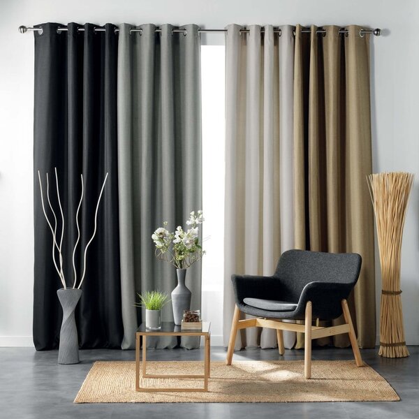 Hnědý zatemňovací závěs 135x240 cm Tissea – douceur d'intérieur