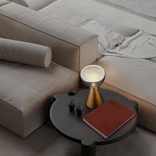 Nova Luce Kouřově šedá skleněná stolní LED lampa Voi