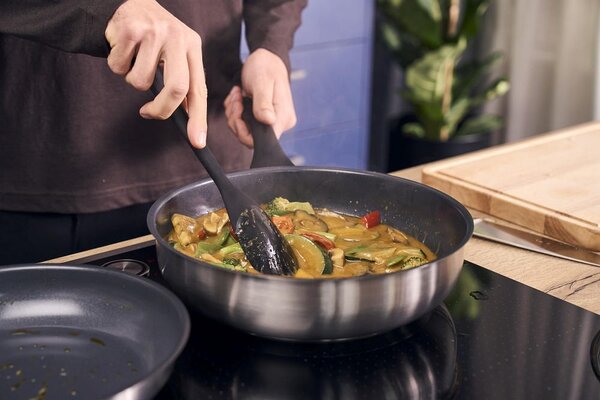 SADA PÁNVÍ vrstva z keramiky 2dílné 24+28 cm Henckels by ZWILLING - Online Only vaření, Online Only