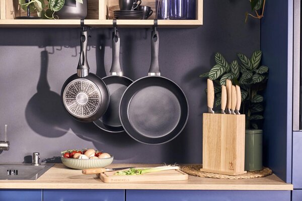 SADA PÁNVÍ vrstva z keramiky 2dílné 24/28 cm Henckels by ZWILLING - Online Only vaření, Online Only