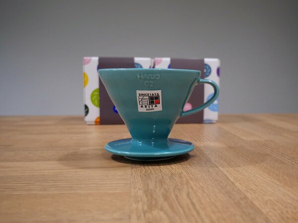 HARIO DRIPPER V60-02 KERAMICKÝ TYRKYSOVÝ