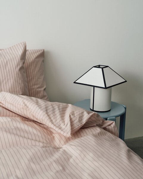 Stolní lampa Ava Pyramid 290 White