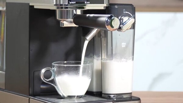 MEGAKOMBO Nízkosacharidový rýžovar BestBerg BBRC-100 + Pákový espresso kávovar s napěňovačem mléka BestBerg BBCF-2032