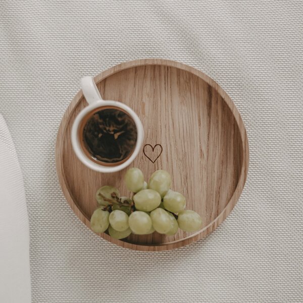 Dřevěný podnos Heart Ø 16 cm