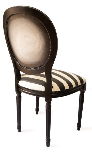 Designová židle Kočičí aristokrat