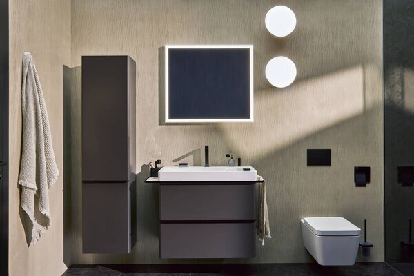 Hansgrohe EluPura Q - Závěsné WC 540, AquaFall splachování, SmartClean + sedátko se SoftClose a QuickRelease, bílá 61117450