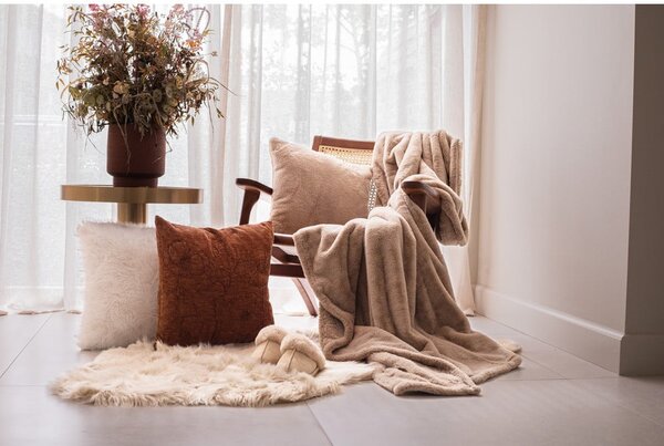 Hnědá deka z umělé kožešiny 150x200 cm Ruby – Tiseco Home Studio