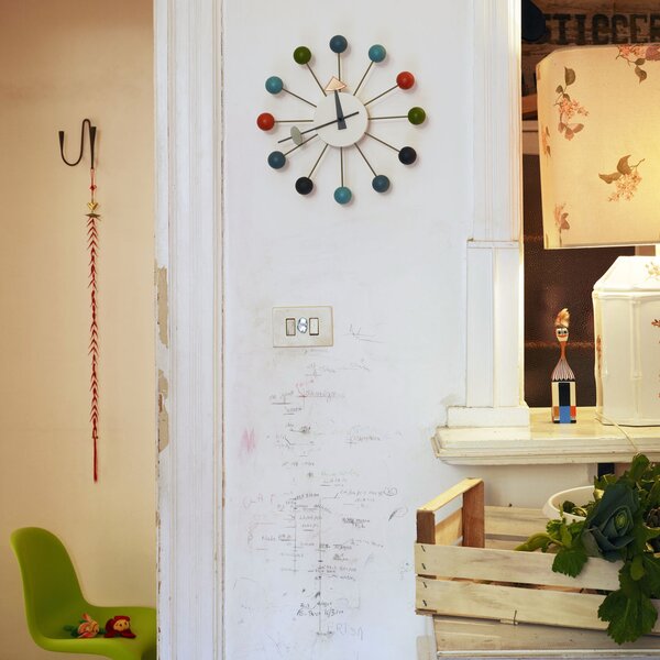 Vitra designové nástěnné hodiny Ball Clock