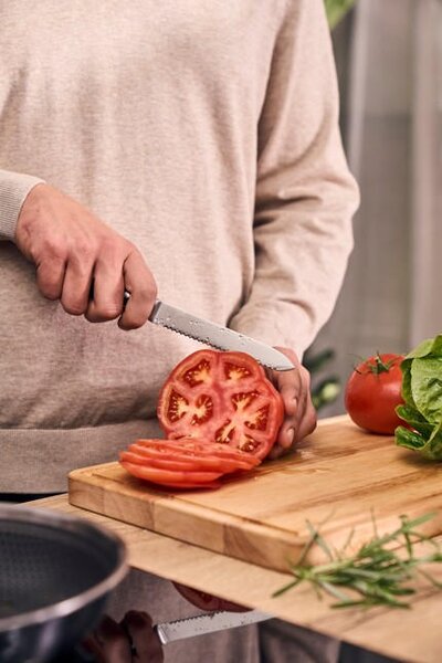 NŮŽ NA CHLÉB Henckels by ZWILLING, Online Only