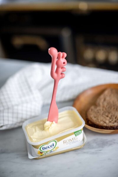 Koziol Nůž, stěrka na roztírání másla YUMMI