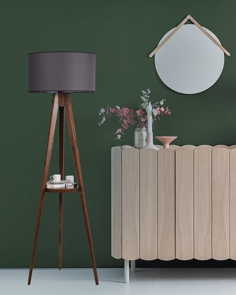 Černá/hnědá stojací lampa s poličkou s textilním stínidlem (výška 154 cm) Sehbali Tripod – Opviq lights