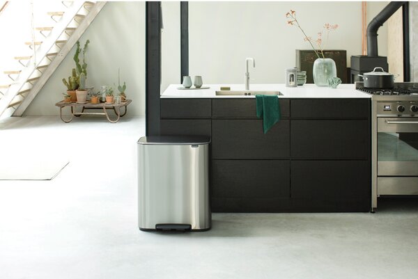 Brabantia odpadkový pedálový koš Bo 60L,matná ocel FPP