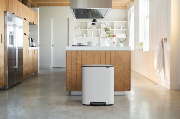 Brabantia odpadkový pedálový koš Bo 60L, bílá