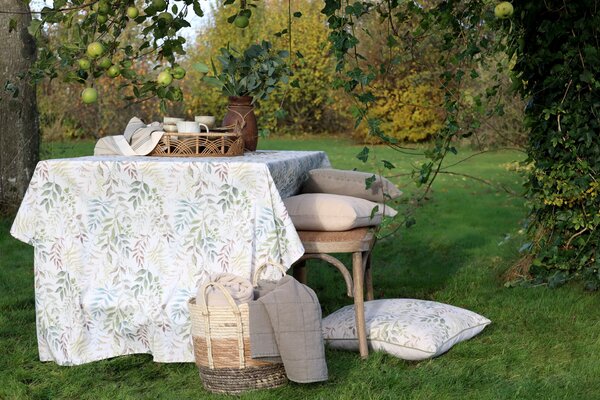 Bavlněný ubrus Aix Leaf Pattern Cream 140 × 240 cm