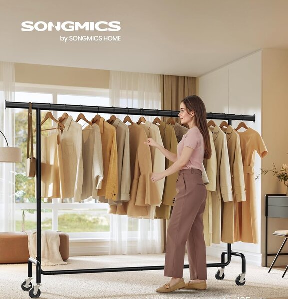 SONGMICS Pojízdný stojan na oblečení Fabio 160-200 cm černý