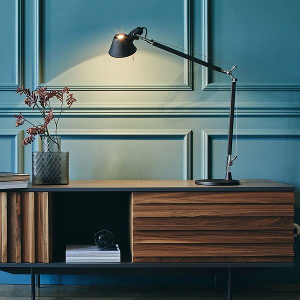 Artemide 26TOL Tolomeo Tavolo LED, hliníková stolní lampa se stmívačem, 8W LED 3000K, 78+64cm