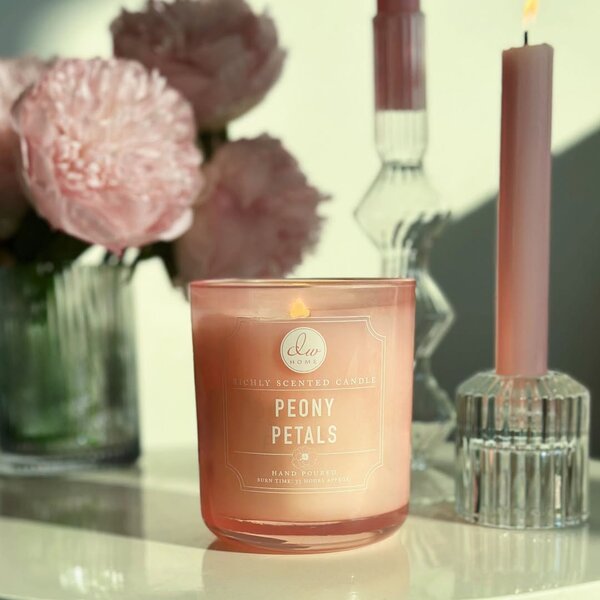 DW HOME Peony Petals Vonná svíčka, 275 g