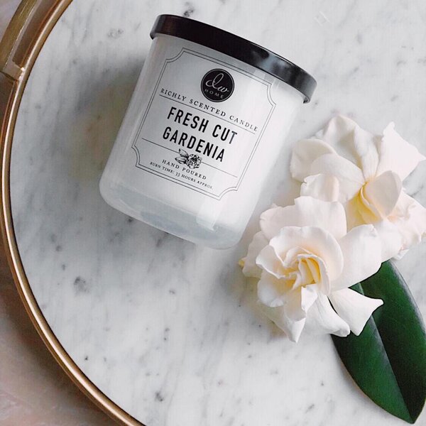 DW HOME Fresh Cut Gardenia Vonná svíčka, 275 g