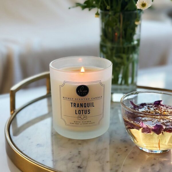 DW HOME Tranquil Lotus Vonná svíčka ve skle
