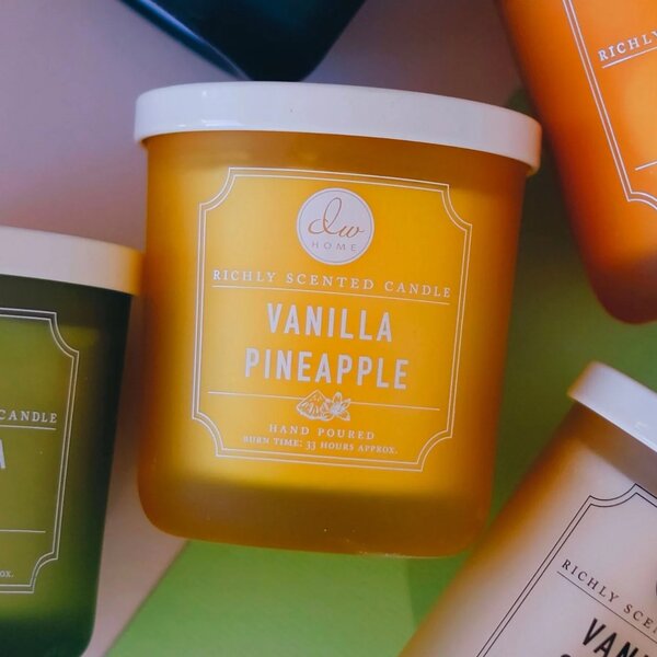 DW HOME Vanilla Pineapple Vonná svíčka