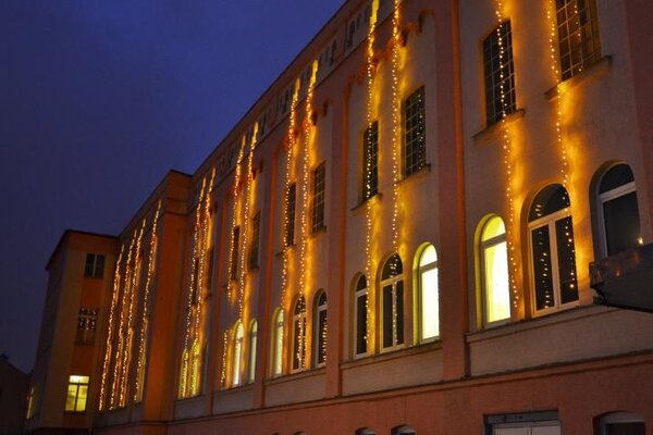 Vánoční LED řetěz 10 m, 100 diod, teple bílý