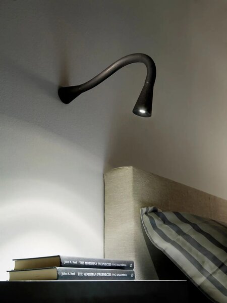 Linealight Nástěnná lampa Snake_W3 bez vypínače, v.46,8cm, 1,5W Barva: Černá, Teplota světla: 3000K