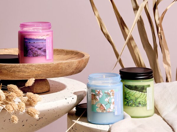 Sada 3 vonných svíček FRUITY BLOOM Sojový vosk Svěží tóny Květinové tóny