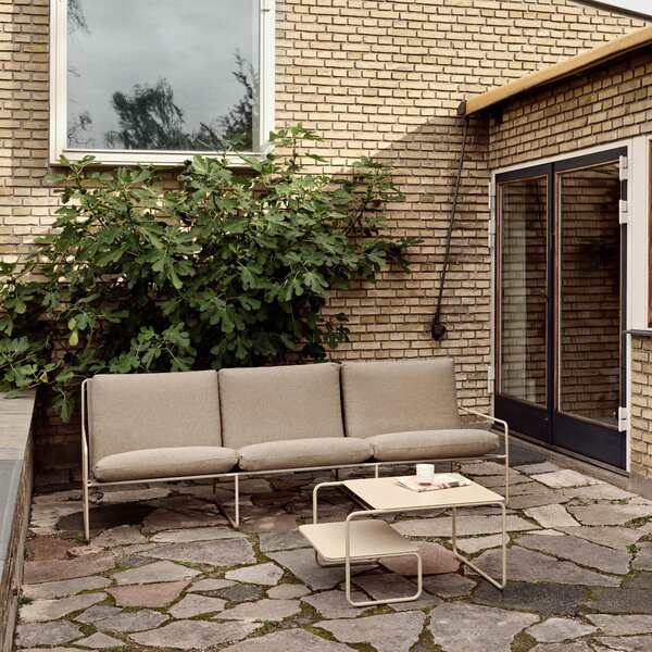 FERM LIVING Zahradní pohovka Desert, Black / Dark Sand