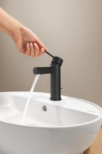 Grohe Essence New umyvadlová baterie stojící s termostatem černá 328982431