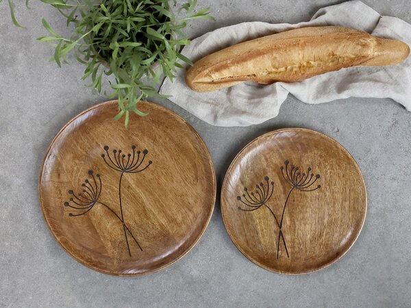 Servírovací talíř z mangového dřeva s květinou Tours Angeliqué - Ø 30cm - Chic Antique