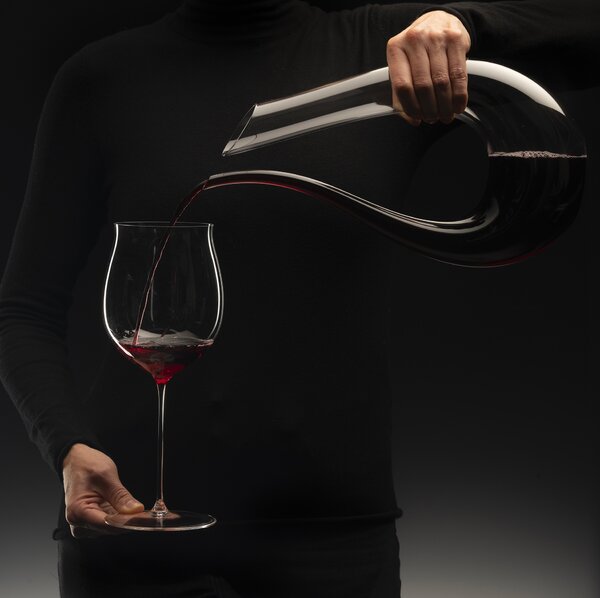 Dekantér Riedel Amadeo Fatto a Mano black/white/black, křišťálová karafa 1500 ml 1756-00