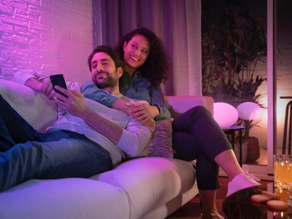 Philips Hue WCA 3x LED žárovka, 4,2W, 400lm, ovladač, bridge