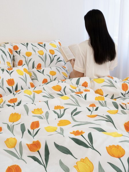 MK Lůžkoviny Bavlněné povlečení Renforcé - Květy tulipánů oranžové 140 × 200 cm, 70 x 90 cm