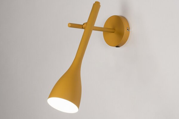 Nástěnné designové svítidlo Sofa Yellow (LMD)