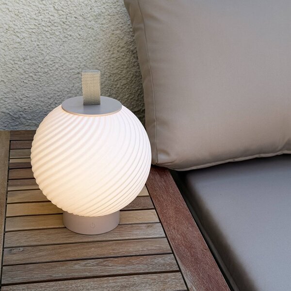Briloner LED stolní lampa na akumulátor Brilo unplugged Globe, béžová/bílá, IP44, stmívatelný, Krémová / jantar, Chodba, Plast, Moderní