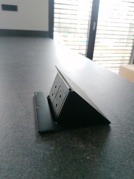 LEGRAND PopUp, 2x230V, 492632 černá matná
