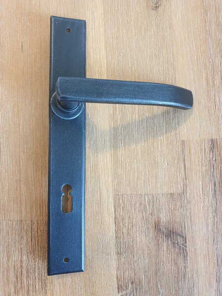 GALBUSERA Kovaná klika ke dveřím model 1815 - PZ, M, 92 mm, antická černá