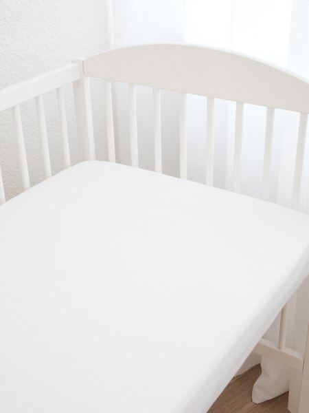 MK Lůžkoviny Jersey prostěradlo do postýlky s elastanem Deluxe 60 × 120 cm – bílé