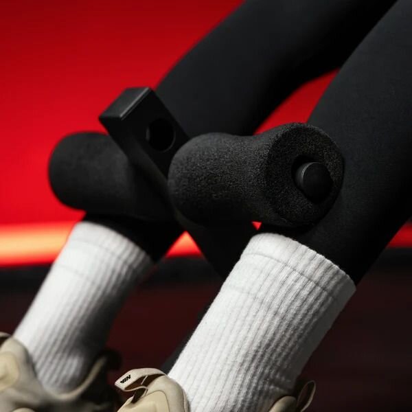 Gorilla Sports Hyperextenzní lavička skládací, černá