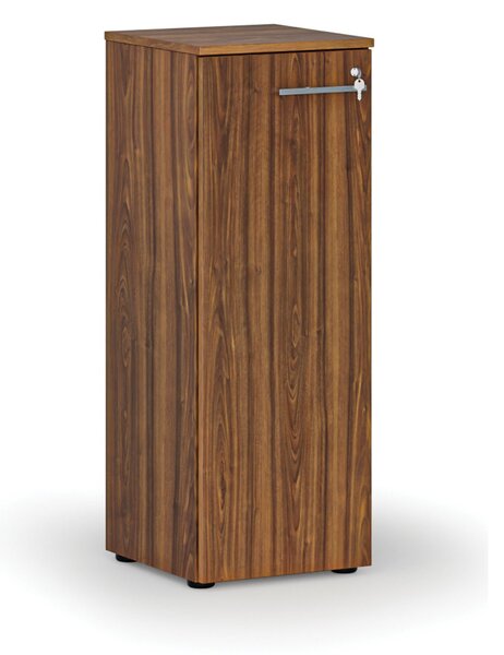 Nízká kancelářská skříň s dveřmi PRIMO WOOD, 400 x 420 x 1087 mm, ořech