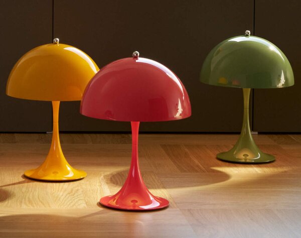Louis Poulsen Přenosná lampa Panthella 250, opaque moss green 5744173065