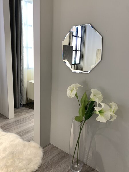 Zrcadlo na zeď do pokoje ložnice koupelny kulaté oválné tvarové DIAMANT 50 x 50 cm - osmihran s fazetou 10 mm 505-08F