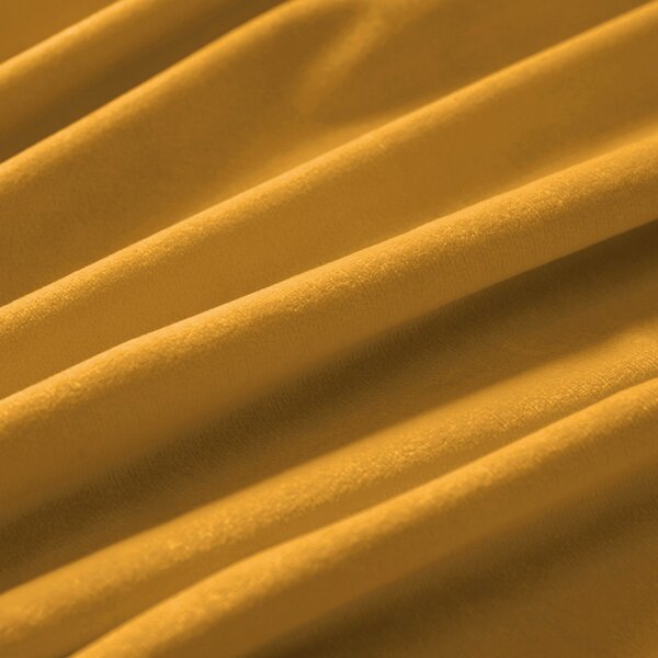 Biante Sametový závěs Velvet Premium SVP-037 Zlatavě oranžový - šířka 135 cm 135x140 cm