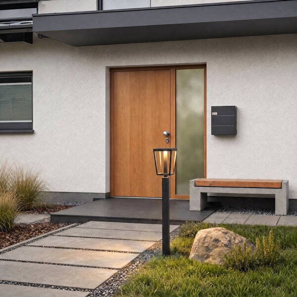 Lucande LED osvětlení cesty Lynx, 95,5 cm, černé, IP65, Černá, kov, Moderní
